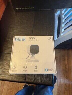 Blink Mini Indoor Plug-In 1080p HD Smart Security Camera - White